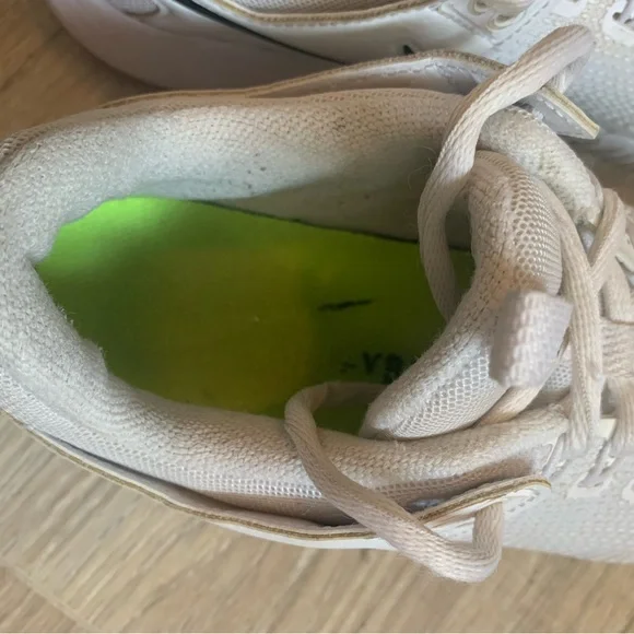 Nike Women’s Zoom Hyperace 2 Shoes - Picture 10 of 12